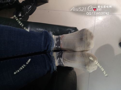 原味丝袜|袜类,臭短丝袜,致命臭(此活动MM随机，不能指定)——2019年11月份顾客订购（烤肉06卡通丝）现收足底实拍