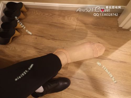 原味丝袜|袜类,臭短丝袜,致命臭(此活动MM随机，不能指定)——2019年11月份顾客订购（导购12卡通丝）现收足底实拍