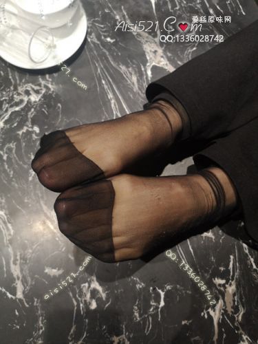 原味丝袜|袜类,臭短丝袜,爱丽丝(此活动可指定MM，但袜类随机)——2019年12月份顾客订购（烤肉09黑丝），现收足底实拍，此活动免费拍摄打包图