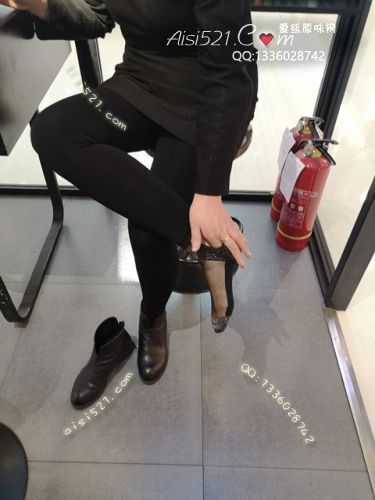 原味丝袜|袜类,臭短丝袜,致命臭(此活动MM随机，不能指定)——2019年12月份顾客订购（奢店01卡通丝）现收足底实拍