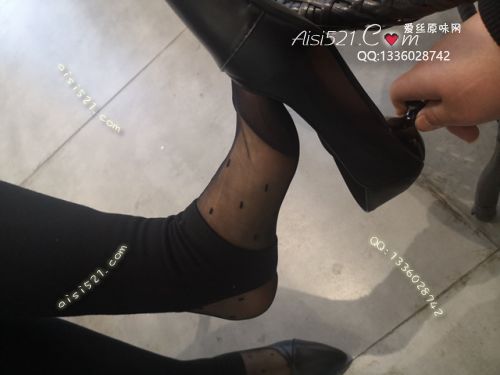 原味丝袜|袜类,臭短丝袜,致命臭(此活动MM随机，不能指定)——2019年末顾客订购（奢店03黑丝）现收足底实拍