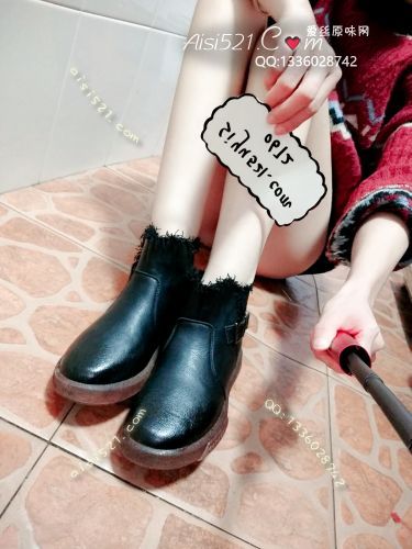 原味女鞋|鞋类,休闲平底,经常穿出去逛街，鞋底常出汗的短靴，好怀念的味道