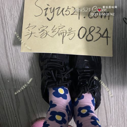 汗脚袜子，穿运动鞋出了很多汗原味丝袜|袜类臭棉袜