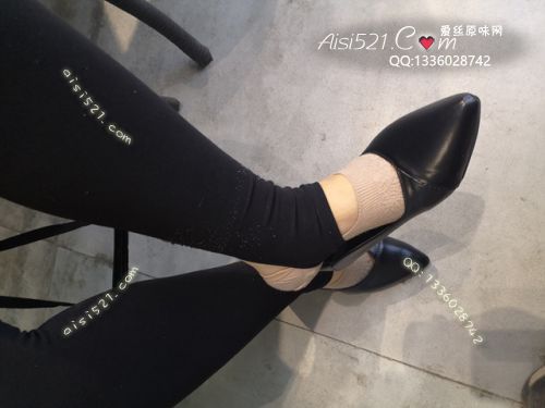 原味丝袜|袜类,臭船袜,致命臭(此活动MM随机，不能指定)——2020年4月份顾客订购（奢店02船袜）现收足底实拍