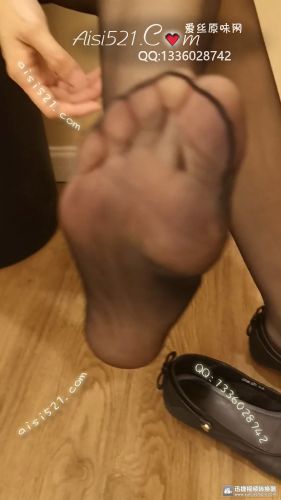 原味丝袜|袜类,臭连裤袜,爱丽丝(此活动可指定MM，但袜类随机)——2020年8月份顾客订购（品牌店长黑色连裤），现收足底实拍，此活动免费拍摄打包图