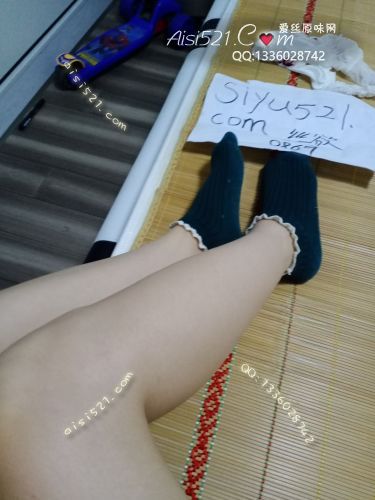 原味丝袜|袜类,其他原味袜类,闲置墨绿旧袜子可预定穿五天之内