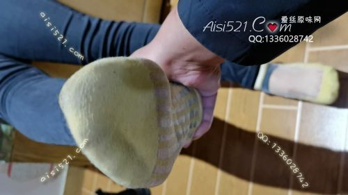 原味丝袜|袜类,臭短丝袜,致命臭(此活动MM随机，不能指定)——2020年10月份【买2增1活动期间】顾客订购（导购36卡通丝）现收足底实拍