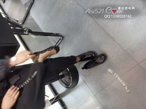 原味丝袜|袜类,臭短丝袜,致命臭(此活动MM随机，不能指定)——2020年10月份【买2增1活动期间】顾客订购（导购棉底黑丝）现收足底实拍