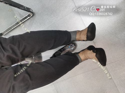 原味丝袜|袜类,臭短丝袜,致命臭(此活动MM随机，不能指定)——2020年10月份【买2增1活动期间】顾客订购（导购卡通丝）现收足底实拍