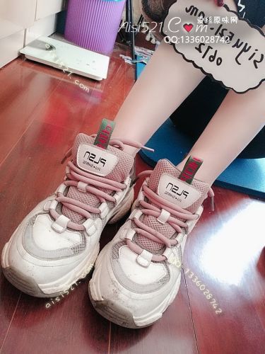 原味女鞋|鞋类,运动鞋,上脚一年多老爹鞋，鞋底那味，久久不散，纯正酸溜溜