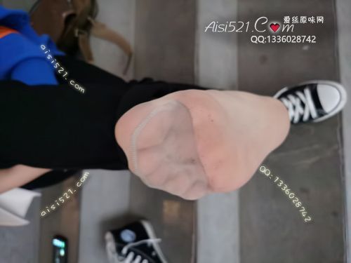 原味丝袜|袜类,臭短丝袜,致命臭(此活动MM随机，不能指定)——2020年10月份顾客订购（导购新妹妹肉丝）现收足底实拍