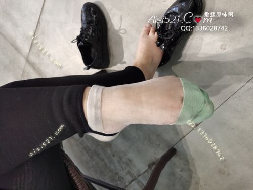 原味丝袜|袜类,臭短丝袜,致命臭(此活动MM随机，不能指定)——2020年10月份顾客订购（奢店02卡通丝）现收足底实拍