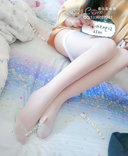 原味丝袜|袜类,臭连裤袜,圣诞限定连裤丝袜贱G想尝尝主人裆部的酸味吗