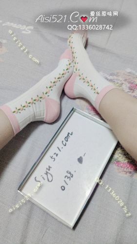 原味丝袜|袜类,臭棉袜,白色粉边花条纹可爱袜袜，主人的袜袜不臭哦，含在嘴里是一股独特的汗香