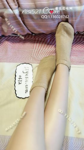 原味丝袜|袜类,臭船袜,卡其色船袜，脚底穿的起球拉，味道入味，放奶茶里绝配哦