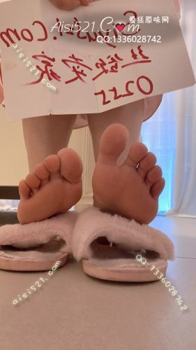 原味女鞋|鞋类,鞋类相关,毛绒绒拖鞋（脚味很重）现货