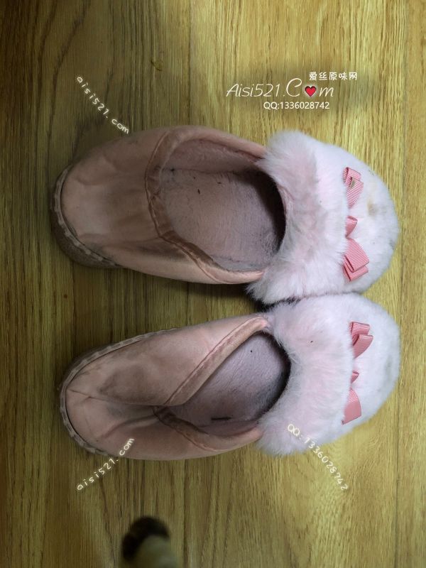 原味女鞋|鞋类,休闲平底,被主人臭鞋无情榨干，痕迹很重内里发黑，神仙级别味道很上头！给M快乐加倍！