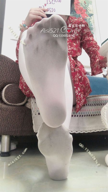 原味丝袜|袜类,臭连裤袜,反差S：脏脏臭臭小汗腺分泌狐臭味黄黑脚渍脚汗一个多月没洗脚了穿了十来天的天鹅绒白丝宇宙辐射重口