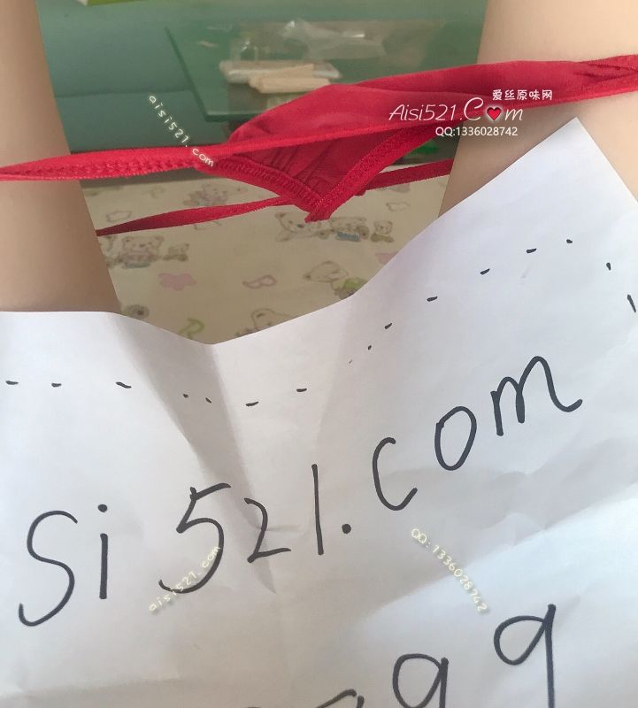 情趣淑女丁字红色sao内内，有爱液若隐若现的性感原味内裤|裤类丁字内内