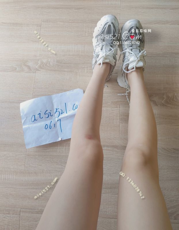 原味女鞋|鞋类,运动鞋,味道滂臭的运动鞋（送丝袜）