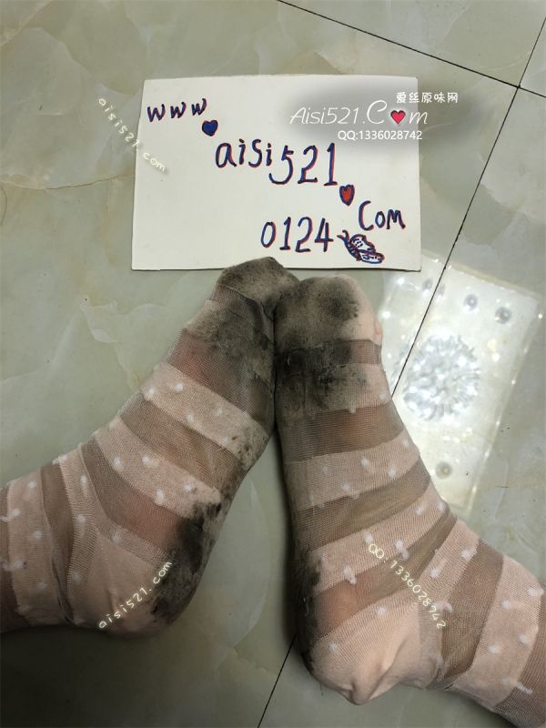 原味丝袜|袜类,臭短丝袜,肉眼可见的高品质俩月不洗脚脚汗黄渍黑黑脚泥，脚在袜子里闷很久的酸臭味道一如既往的顶