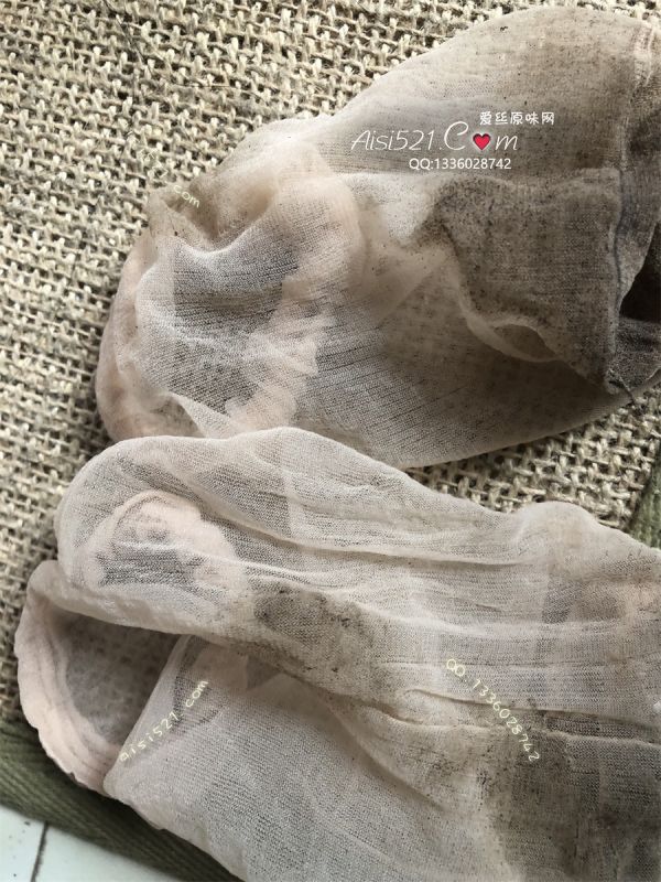 原味丝袜|袜类,臭短丝袜,太挺啦！汗脚臭袜子短丝袜两个月没有洗脚肉丝被穿黑脚泥超厚脚尖黄汗渍发硬的短丝袜