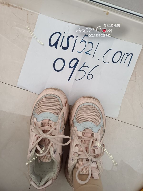 汗臭味太重了三年多没刷过闻了臭晕了原味女鞋|鞋类运动鞋