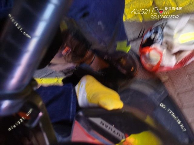 原味丝袜|袜类,臭短丝袜,爱丽丝(此活动可指定MM，但袜类随机)——2021年12月份顾客预订街拍素人卡通丝