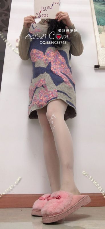 原味丝袜|袜类,臭连裤袜,痕迹展示，臭死啦，巨臭，白丝脚底硬的发亮，脚底黄汗黑渍，反差美S，吃主人一脚呀，烧货【无内果穿连裤丝袜】