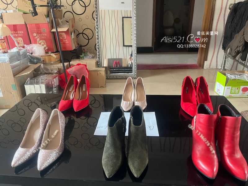 原味女鞋|鞋类,时装鞋,女王穿了三年的的汗臭味十足的超重口鞋子，任选一双，熏的你鸡邦硬，都是品牌鞋子，达芙妮，金利来，匡威的板鞋，每个都很贵，都很重口，可以闭眼入