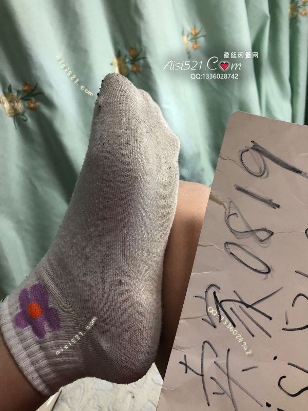 原味丝袜|袜类,臭棉袜,老师的臭袜子臭死你了嘛？